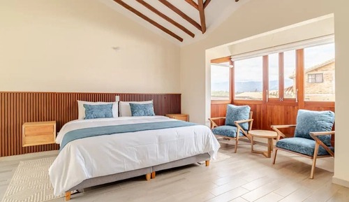 Deluxe Apartment, Courtyard View