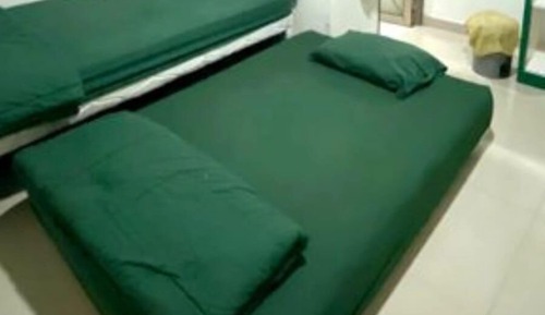 Economy Twin Room