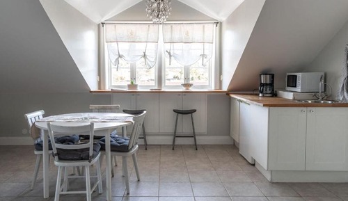 Superior Suite, 1 Bedroom, Hot Tub, Garden Area
