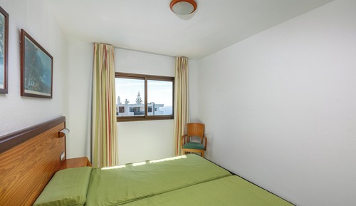 Apartment, Beachside