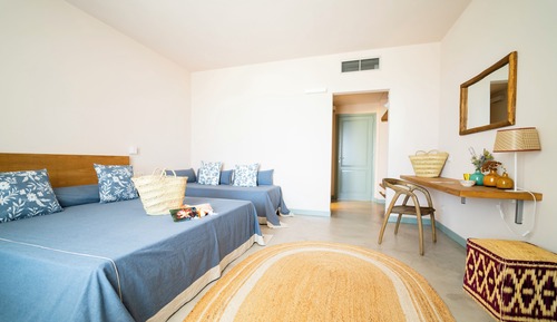 Family Room, Pool View