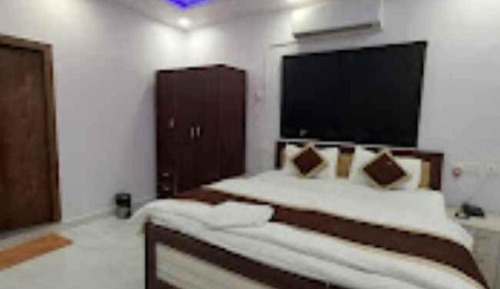 Signature Room