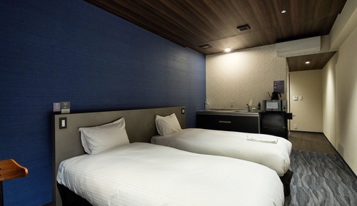 Twin Room, Non Smoking (with Car Rental)