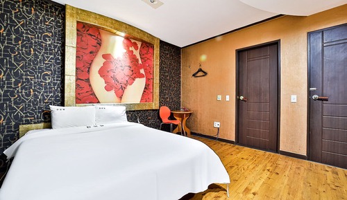 Standard Room (B)