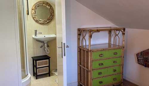 Comfort Suite, Courtyard View