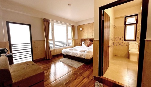 Premium Room