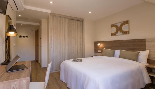 Superior Studio, Balcony