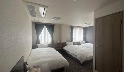 Basic Triple Room