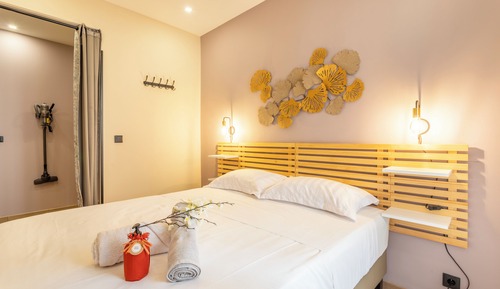 City Apartment (8- MEJEAN)