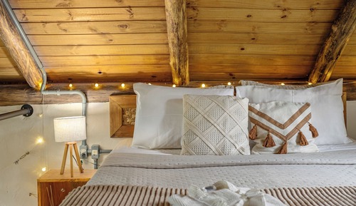 Standard Chalet