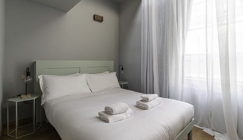 Apartment (2 Bedrooms)