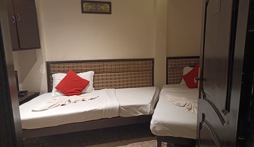 Classic Twin Room