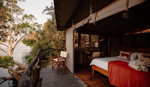 Deluxe Chalet, 1 Queen Bed, Lanai, River View