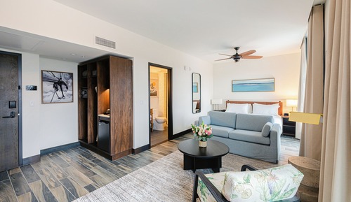 Suite, 1 King Bed with Sofa bed, Balcony, River View
