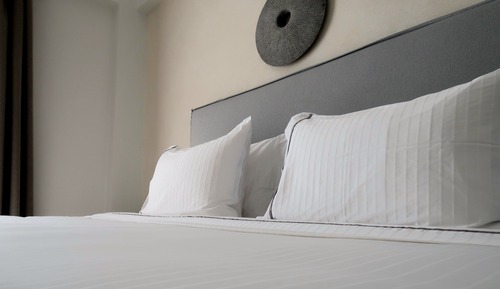 King Sea View Suite with outdoor jacuzzi