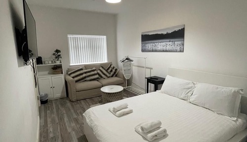 Quadruple Room (Room 1)