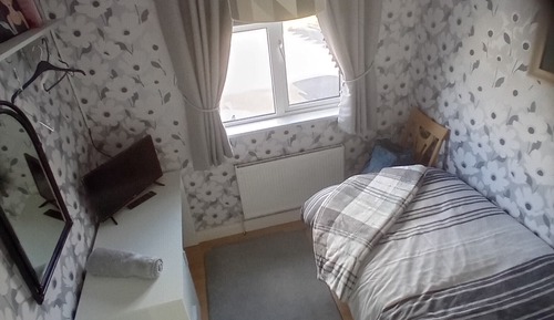 Deluxe Single Room