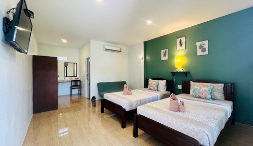 Classic Twin Room