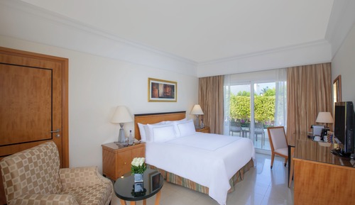 Deluxe Room Aqua Twin Bed