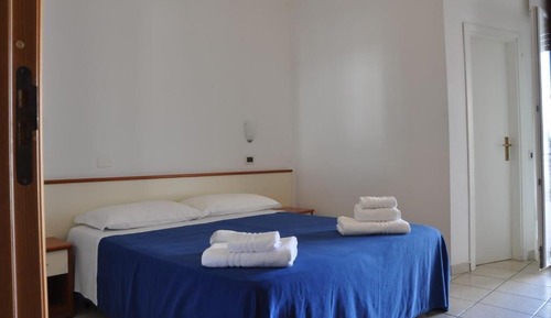 Camera Standard Matrimoniale con Balcone