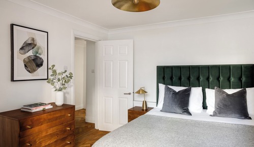 One Bedroom Apartment