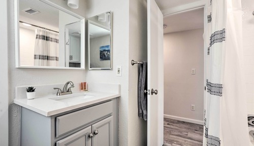 Apartment (2 Bedrooms)