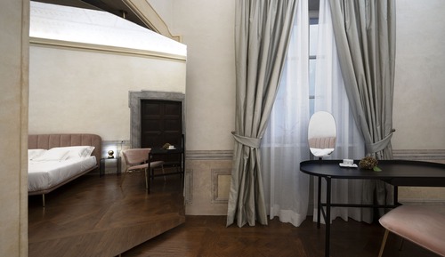 Gallery Suite