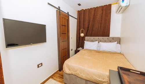 Economy Single Room