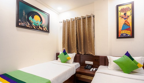Economy Room