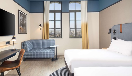 Deluxe Room, 2 Twin Beds, City View (Cathedral View)