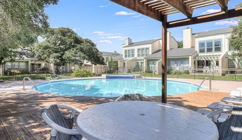 Condo, 3 Bedrooms