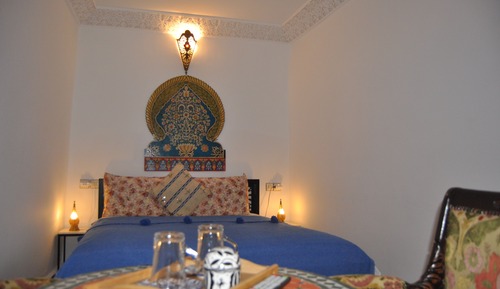 Aicha Room 7