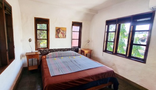 Exclusive Bungalow