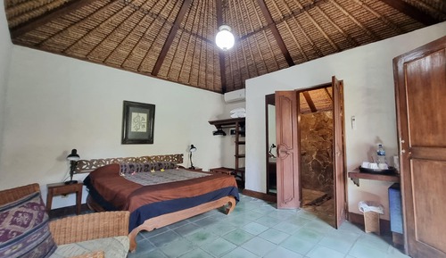 Deluxe Bungalow
