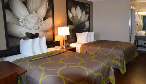 Room, 2 Queen Beds, Non Smoking