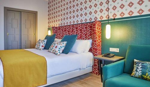 Comfort Triple Room