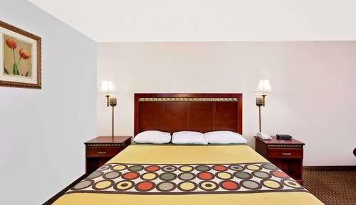 Room, 1 King Bed, Accessible, Non Smoking (Tub with Grab Bars)