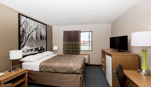 Standard Room, 1 Queen Bed