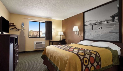 Standard Room, 1 Queen Bed