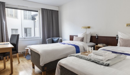 Economy Room, Shared Bathroom