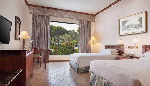Room, 2 Twin Beds, Terrace (Club Access)