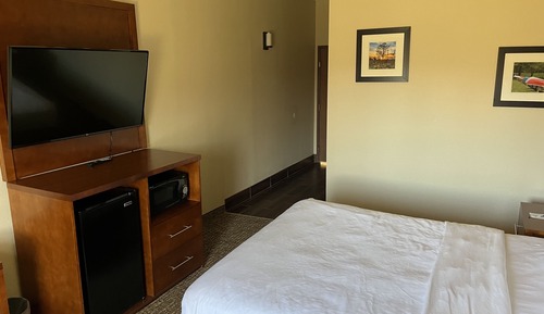 Room, 1 Queen Bed, Accessible, Non Smoking (Mob,Tub w/Grab Bars)