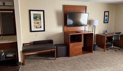 Deluxe Studio Suite, 1 King Bed, Non Smoking