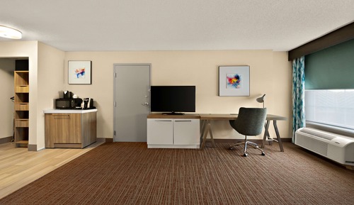 Standard Room, Accessible (Roll-In Shower)