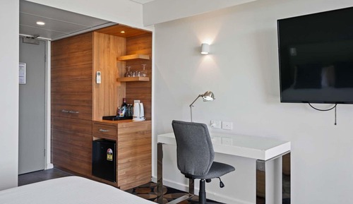Superior Queen Room