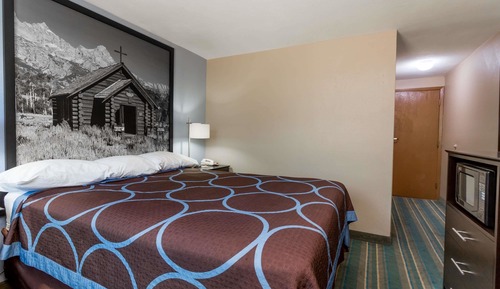Standard Room, 1 Queen Bed