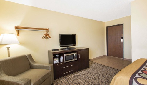 Standard Room, 1 Queen Bed