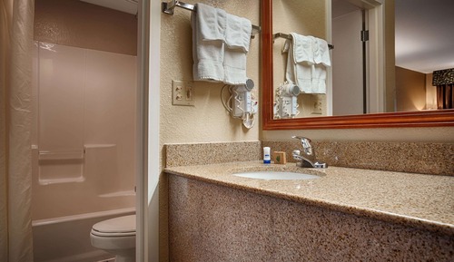 Standard Room, Multiple Beds, Non Smoking, Refrigerator & Microwave