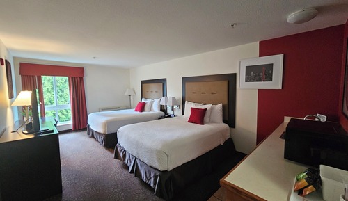 Deluxe Room, 2 Queen Beds, Non Smoking