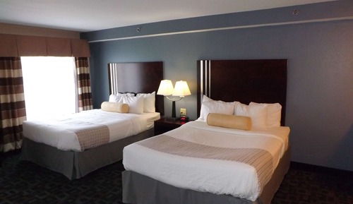 Standard Room, 2 Queen Beds, Non Smoking, Refrigerator & Microwave (with Sofabed)